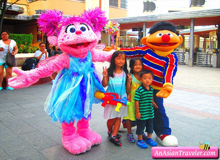 abby and arnie sesame street Universal Studios Japan