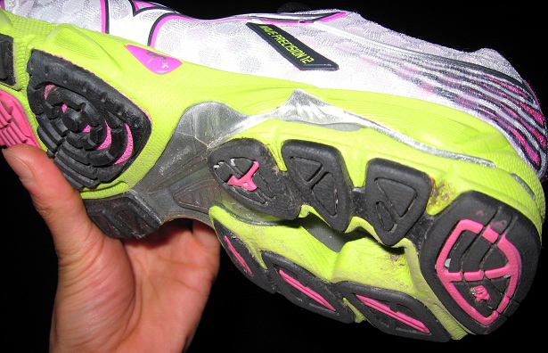 cheap mizuno wave precision 12