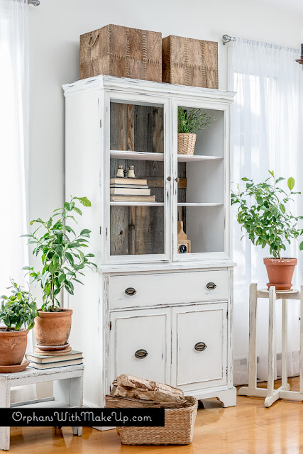 faux wood china cabinet makeover - featured at KnickofTime.net