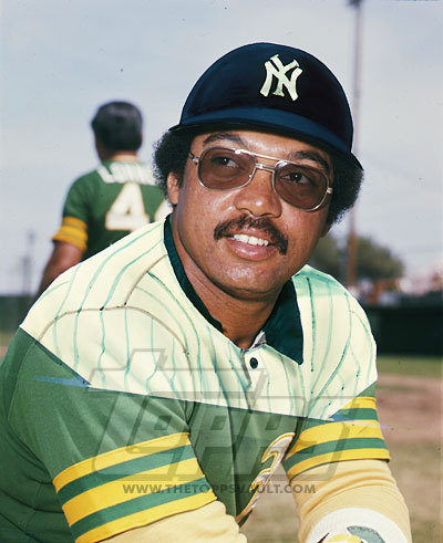 The Fleer Sticker Project: Reggie Jackson Morphs from the A's to the Yankees