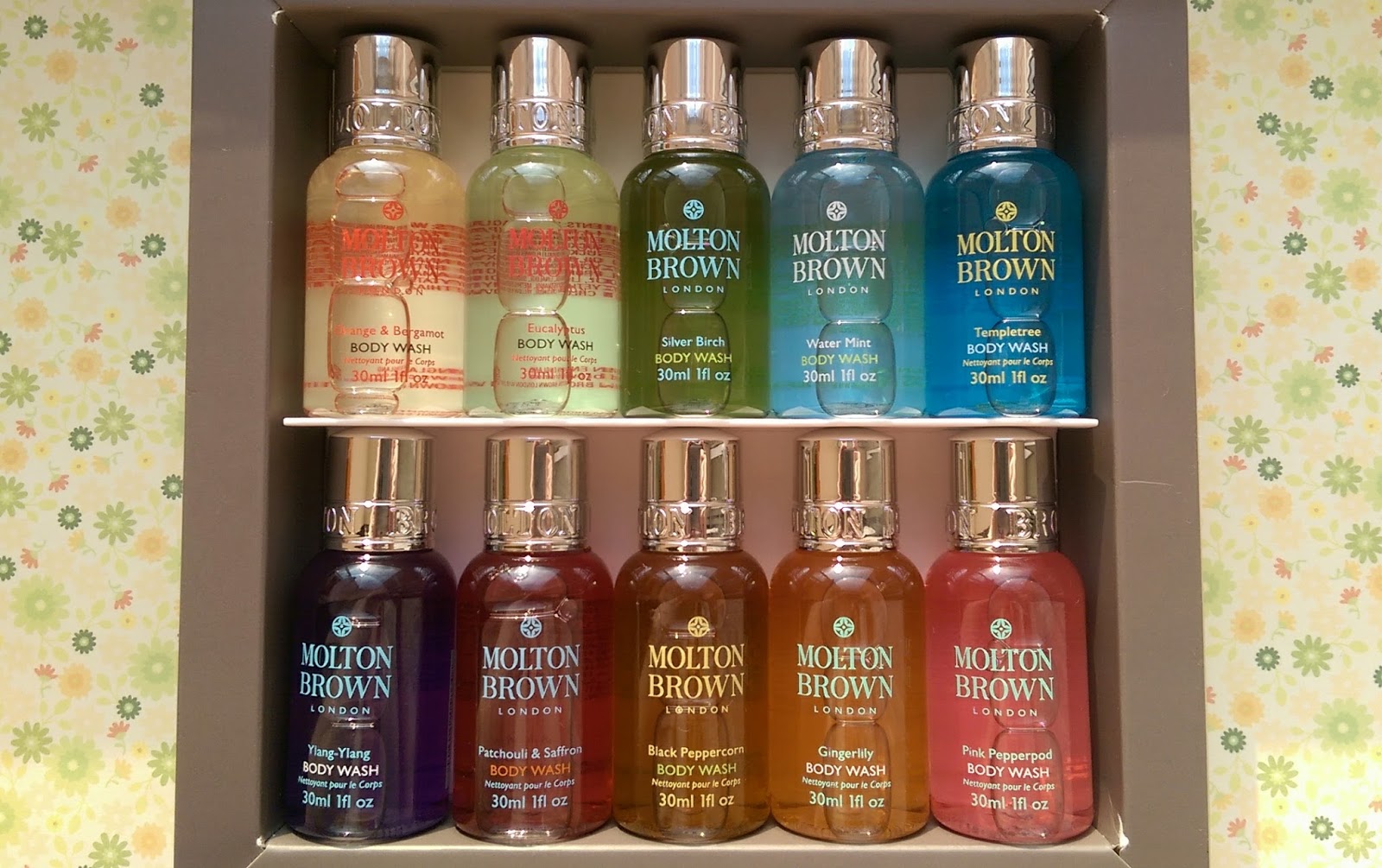 Aesthetic Tips Ароматная радуга Molton Brown Mini Body Wash Collection.