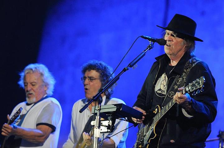 Neil Young News: TONIGHT: Neil Young & Crazy Horse Europe Tour Reports