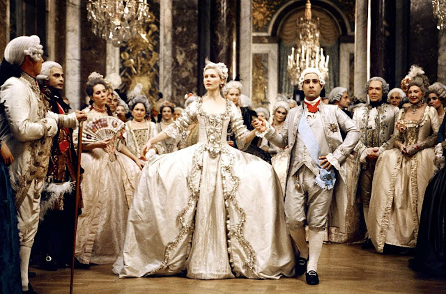 Os inesquecíveis vestidos das celebridades elfandarilha