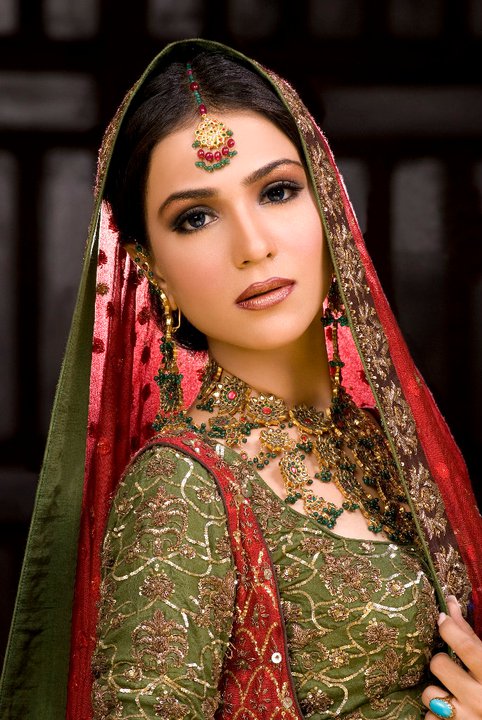 Nidah Azwar Collection - Bridal Shoot Fashion