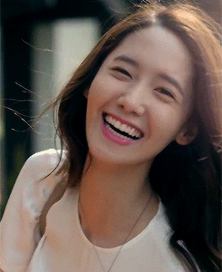 Yoona+Innisfree+Beauty+GIF+%25282%2529.g