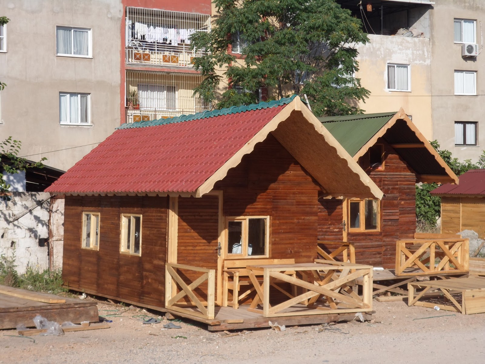 Ahşap ev polimit çatılı batar katlı 20 m2