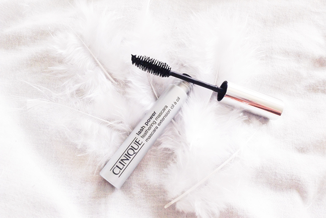 Clinique Lash Power Feathering Mascara review beauty blog review