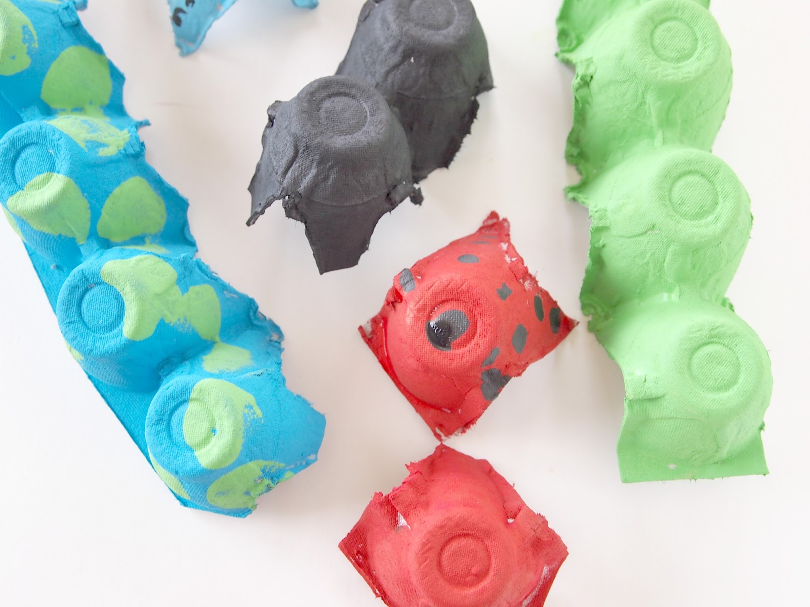 Ginger Snap Crafts Egg Carton Bugs Kid Craft {tutorial}