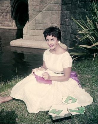 elizabeth taylor reynolds debbie april scribbles lovely note let another friends spring she dress