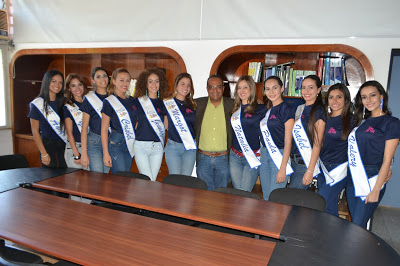 Candidatas visitaron al Alcalde de Mérida