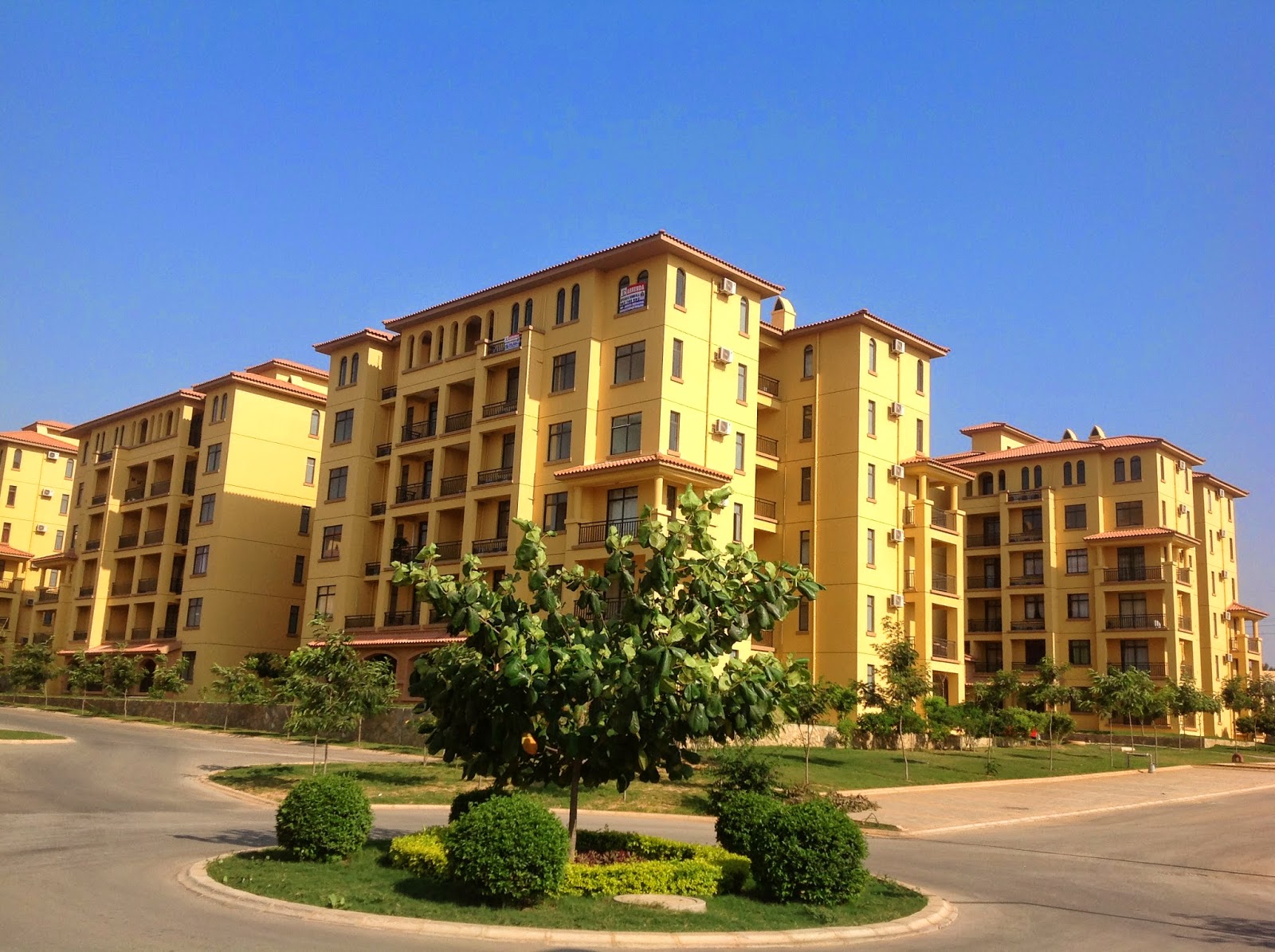 Top Imoveis Mediadora CONDOMINIO JARDIM DE ROSAS, ARRENDAMENTO T3 S Top Imoveis Mediadora CONDOMINIO JARDIM DE ROSAS, ARRENDAMENTO T3 S