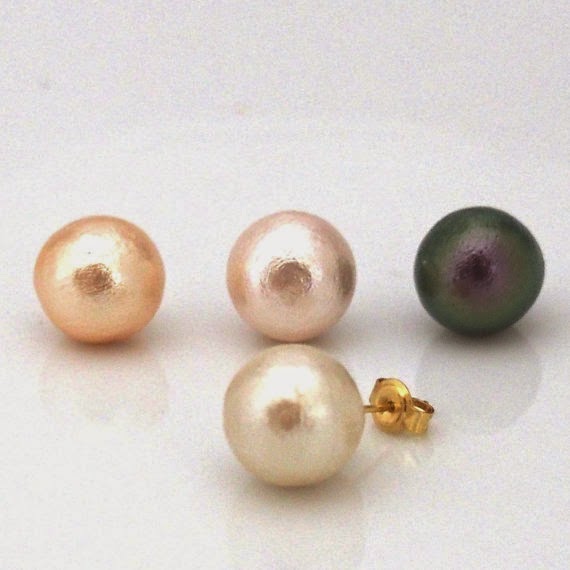 https://www.etsy.com/listing/202309115/12-mm-a-pair-of-cotton-pearl-stud?ref=shop_home_feat_4