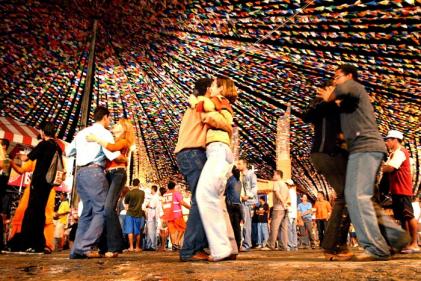 Site de relacionamentos americanos gratis