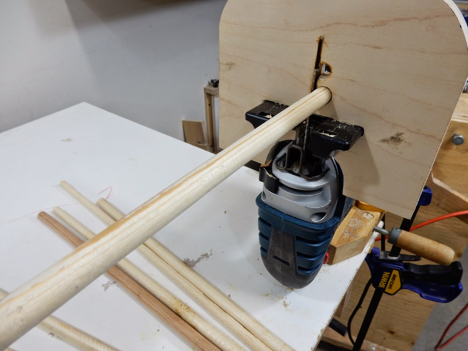 Jax Design Making Dowels with a Jigsaw