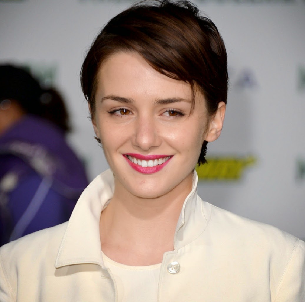 STARS WALLPAPER: Addison Timlin HD Wallpapers Free Download