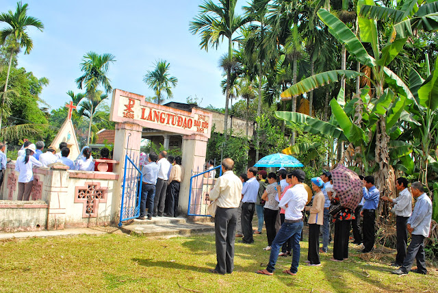Lễ giỗ tổ tiền hiền tử đạo giáo xứ Bàu Gốc