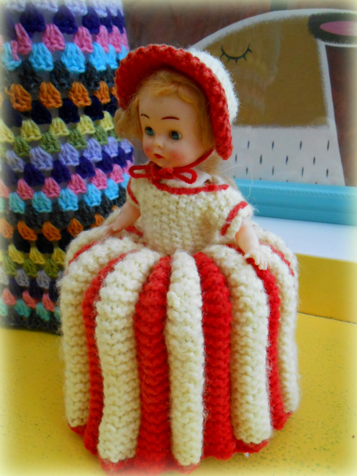 frilly toilet roll cover