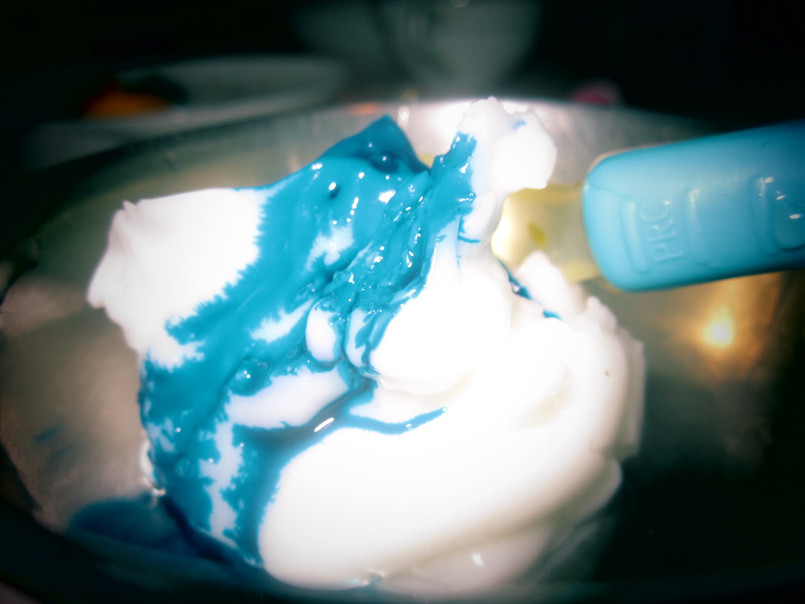 Life with Liya and Zain Homemade finger paint