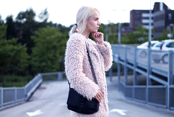 Fashion Attacks outfit ootd pink fluffy biker look Fashion Attacks outfit ootd pink fluffy biker look