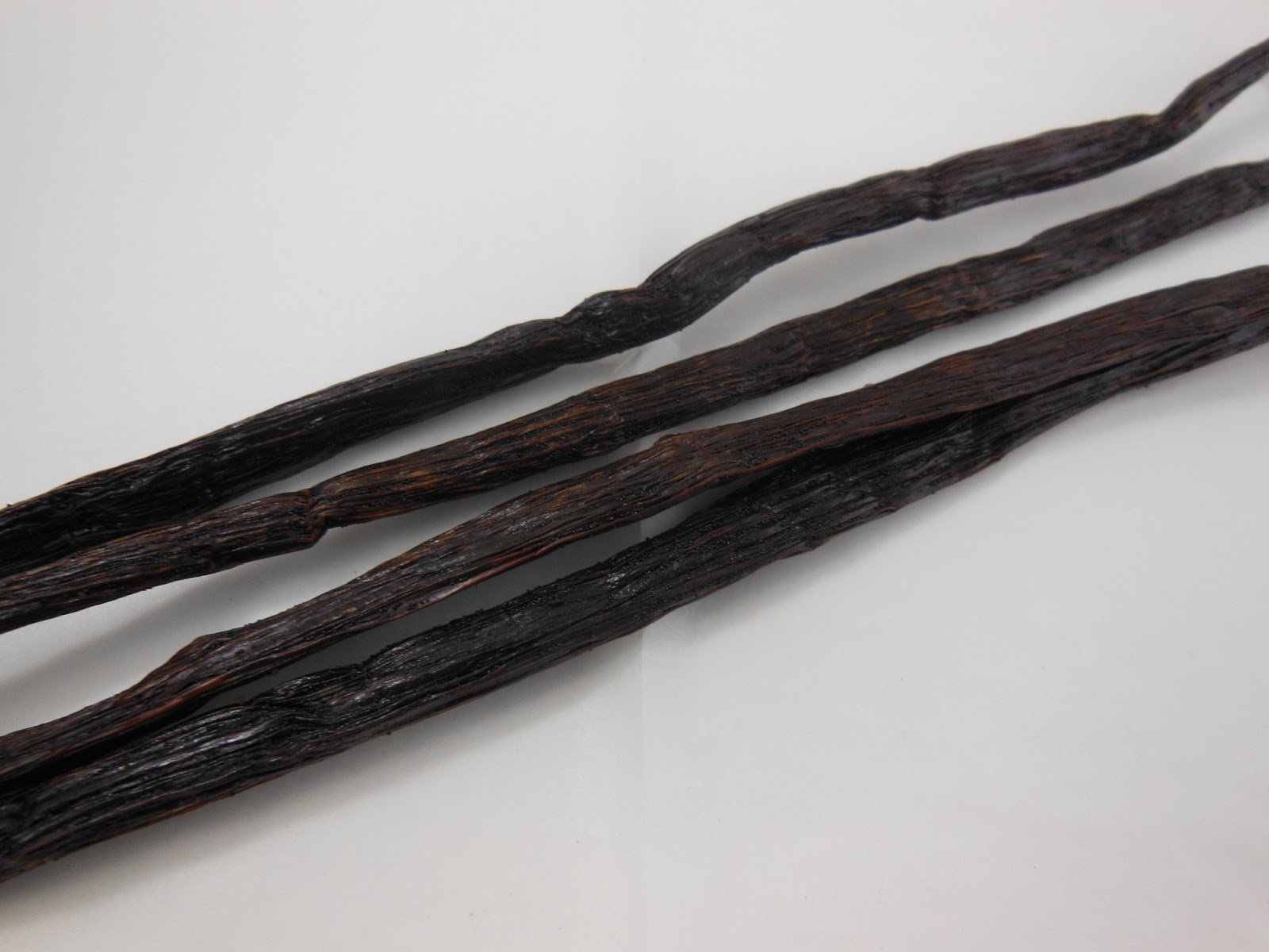 Live Love Dew DIY Natural Vanilla Fragrance