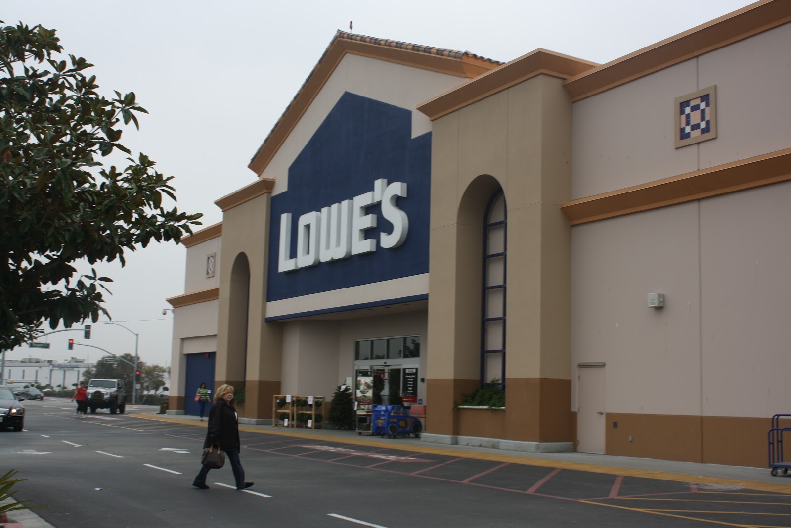 Our Lowe's Build and Grow Gingerbread House Project Any Tots