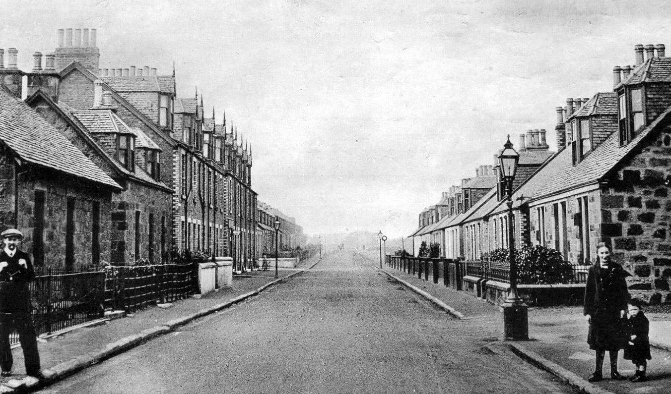 Tour Scotland Photographs: Old Photograph Tryst Road Stenhousemuir Scotland Tour Scotland Photographs: Old Photograph Tryst Road Stenhousemuir Scotland