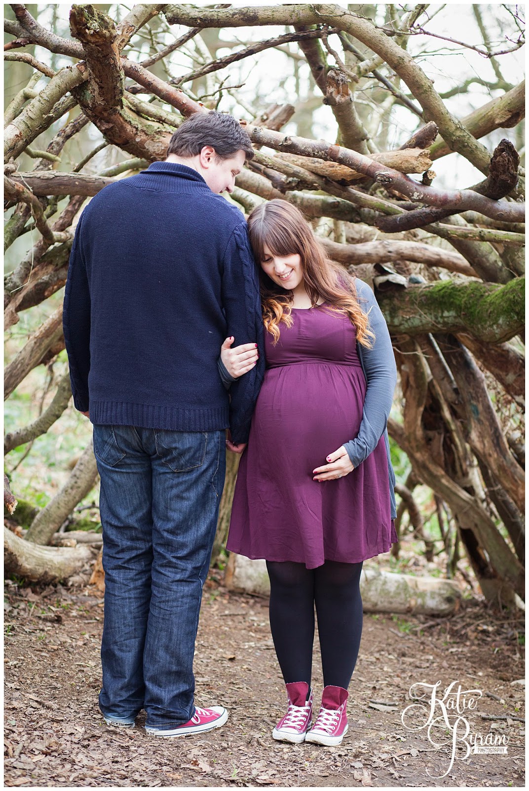 maternity photoshoot, maternity photos, northumberland photoshoot, maternity photography, katie byram photography, woodland maternity shoot, converse, mum and dad to be, coming soon, pregnancy photographs