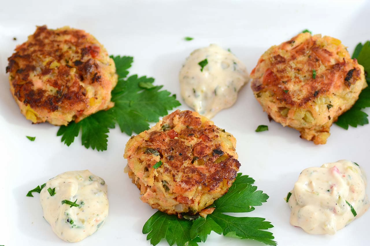 Savoring Time in the Kitchen Delicious Salmon Cakes