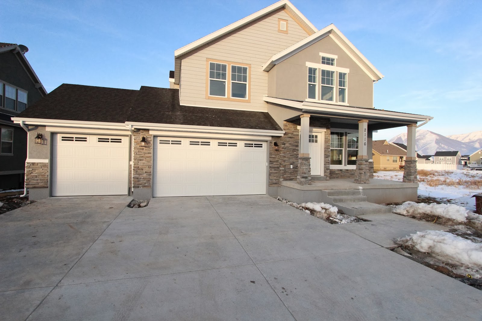 Summit Construction Brand New Custom Homes February 2014