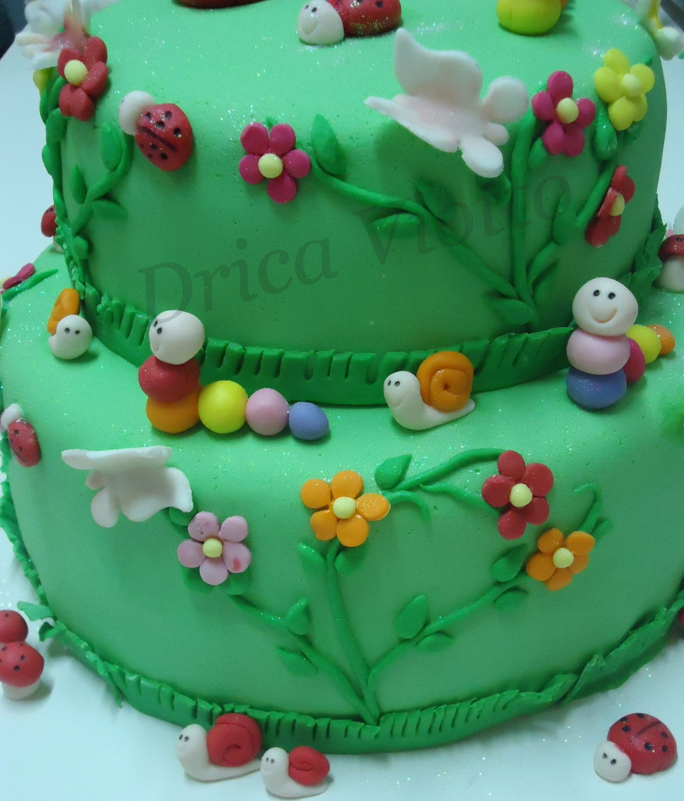 decoracao de bolo jardim encantado:bolo de chocolate com recheio de brigadeiro trufado e recheio de decoracao de bolo jardim encantado:bolo de chocolate com recheio de brigadeiro trufado e recheio de