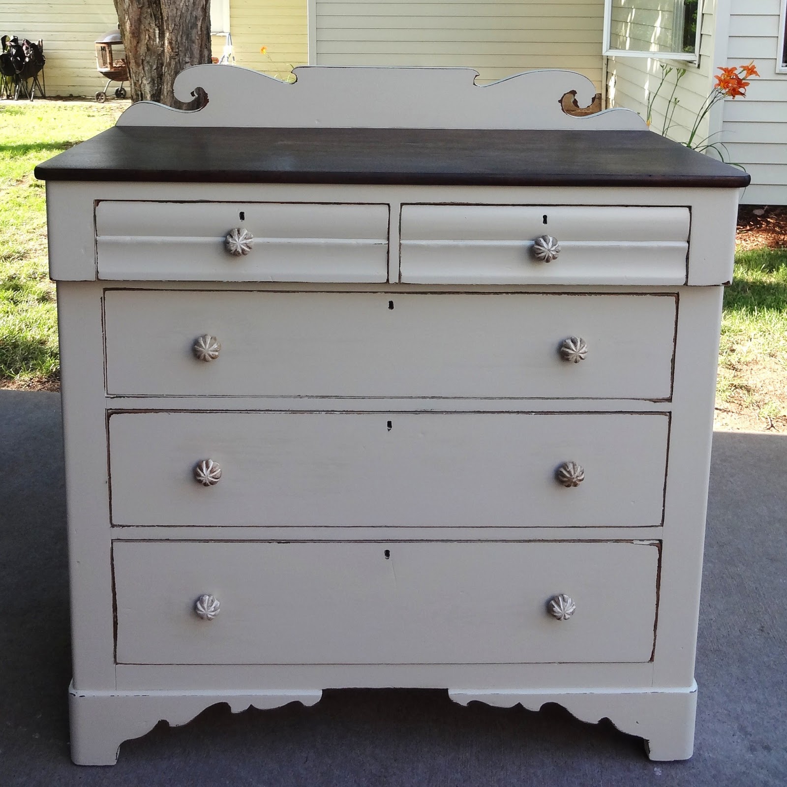 {createinspire} Antique Dresser