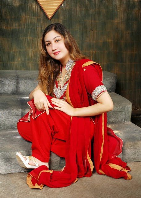 Hot Pashto