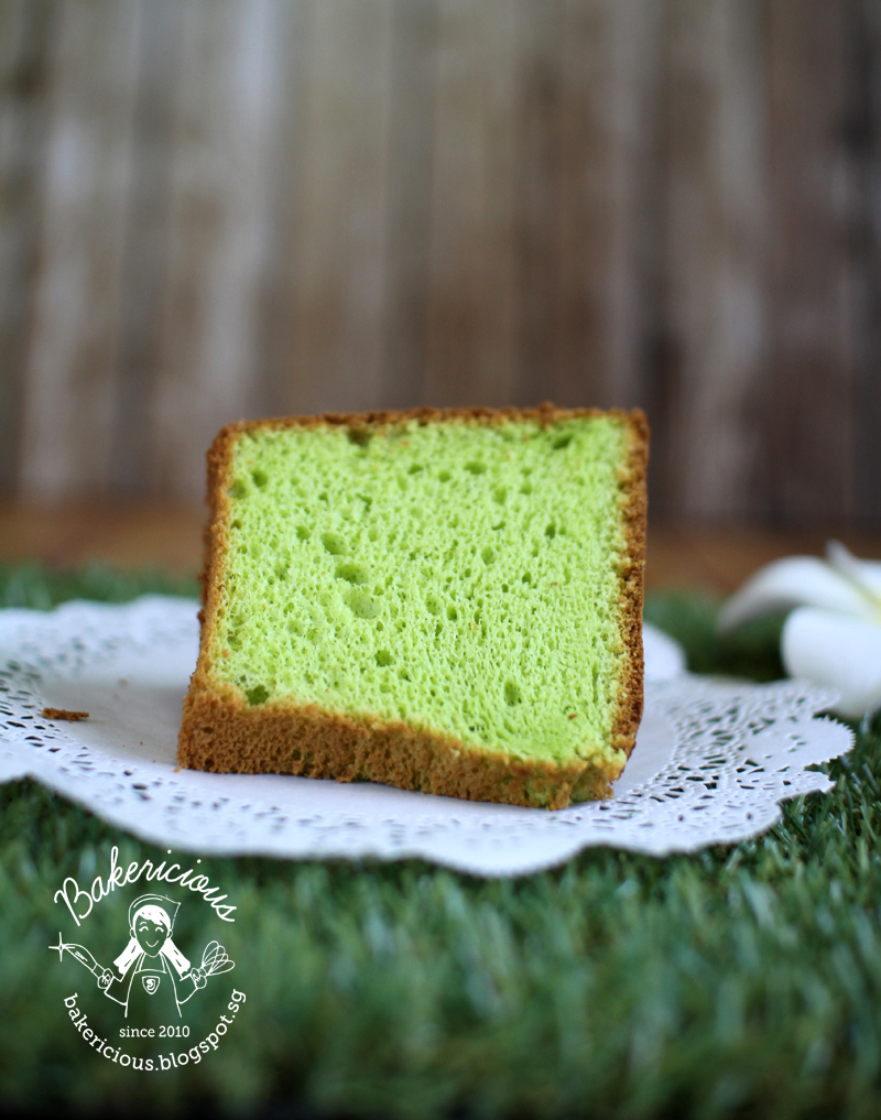 Bakericious Pandan Rice Flour Chiffon Cake 班兰 米粉戚风蛋糕