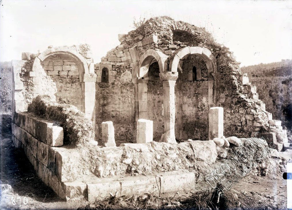Храм Св. Троицы в Лаках, Крым