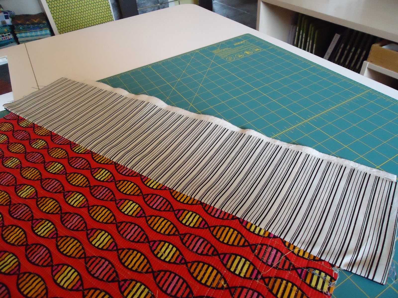 The Quilting Edge Tutorial/QAYG 6/ Adding Borders