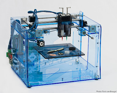 Printer 3-D dari fantasi fiksi ilmiah yang menjadi kenyataan