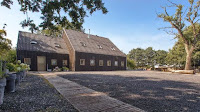 Contemporary House Design That Reflected Both The History Of The Site And The Comforts Of Modern Day Life Contemporary House Design That Reflected Both The History Of The Site And The Comforts Of Modern Day Life