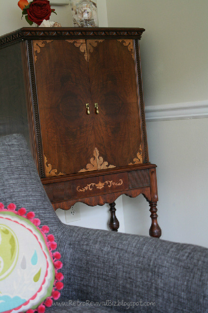 Retro Revival Vintage Tube Radio Cabinet Repurposed
