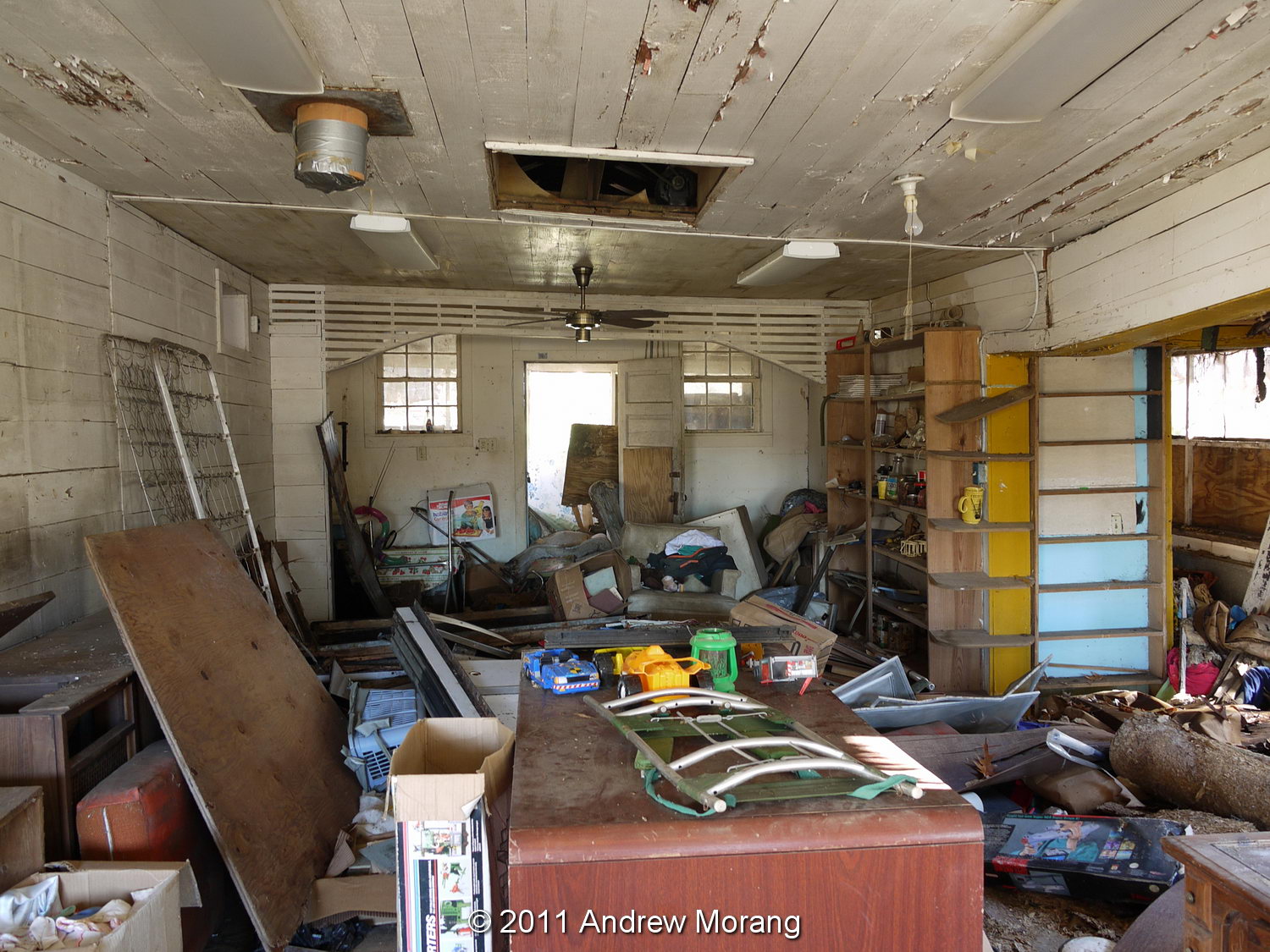 Urban Decay Hoben's Country Store, Old Hwy. 27 and Warriors Trail