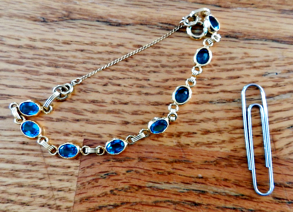 How To Fasten A Bracelet Without Help Ducks 'n a Row