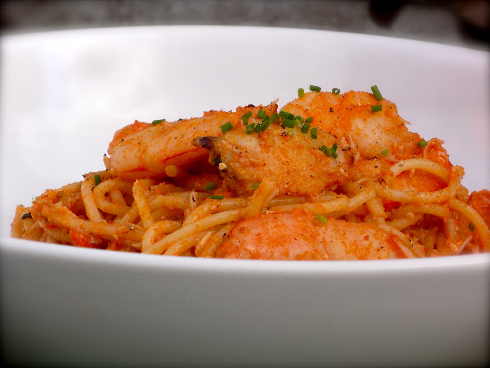 Kev's Kitchen: CRAB AND KING PRAWN LINGUINE
