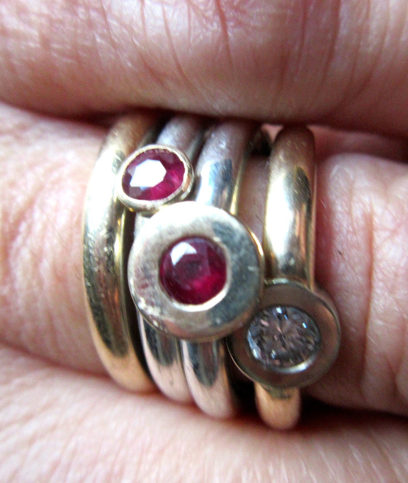 Jewelry reno Old bands, new music Passage des Perles