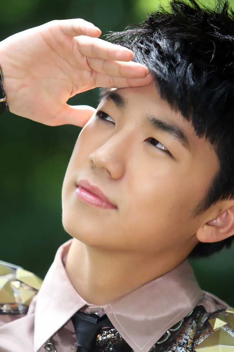 kpoperz007 jang wooyoung kpoperz007 jang wooyoung