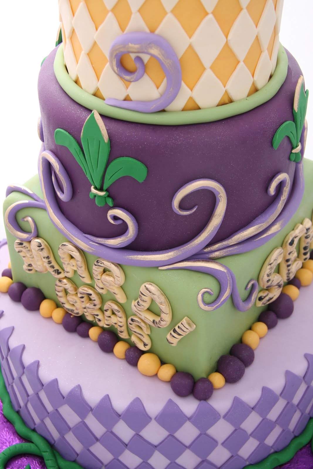 baby for mardi gras cake