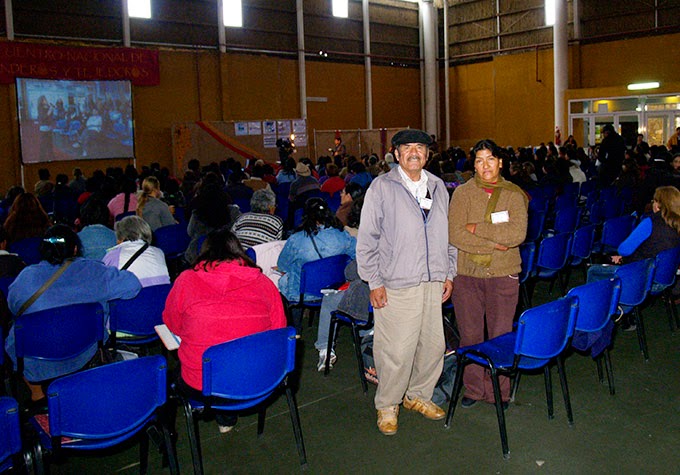 Demetrio y Susana en el II Encuentro Nacional de Hilanderas y Tejedoras, 2009, Catamarca.