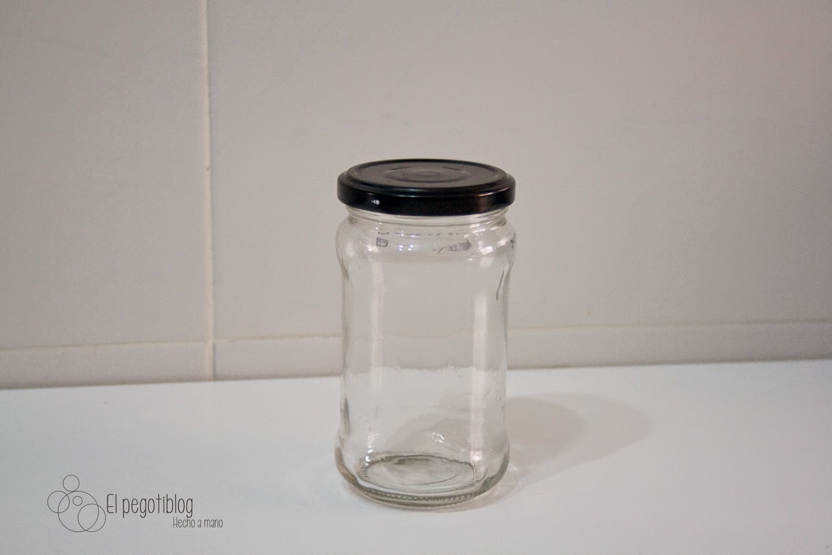 El pegotiblog: Botes de cristal decorados con efecto mármol