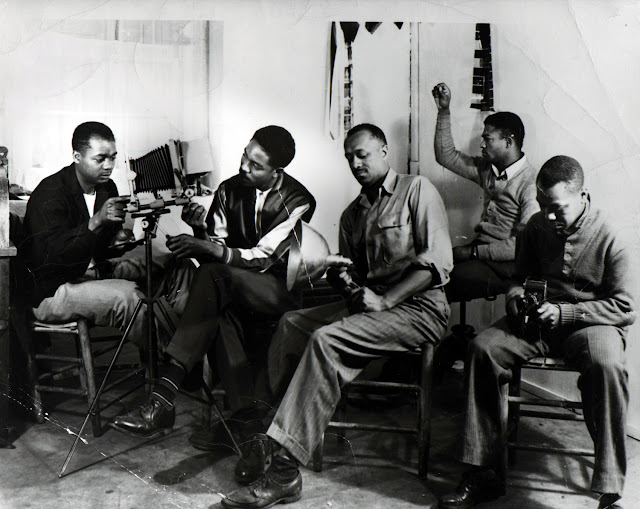 Eugene Roquemore, Photography Class Taught by Curtis Humphrey at Wiley College, Marshall, Texas, ca. 1947. Courtesy Documentary Arts Collection/International Center of Photography.