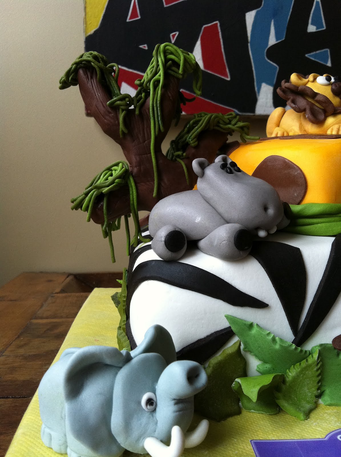 SPATULA Demet�in Spatulasi… Safari Pasta Jungle Cake Safari Cake
