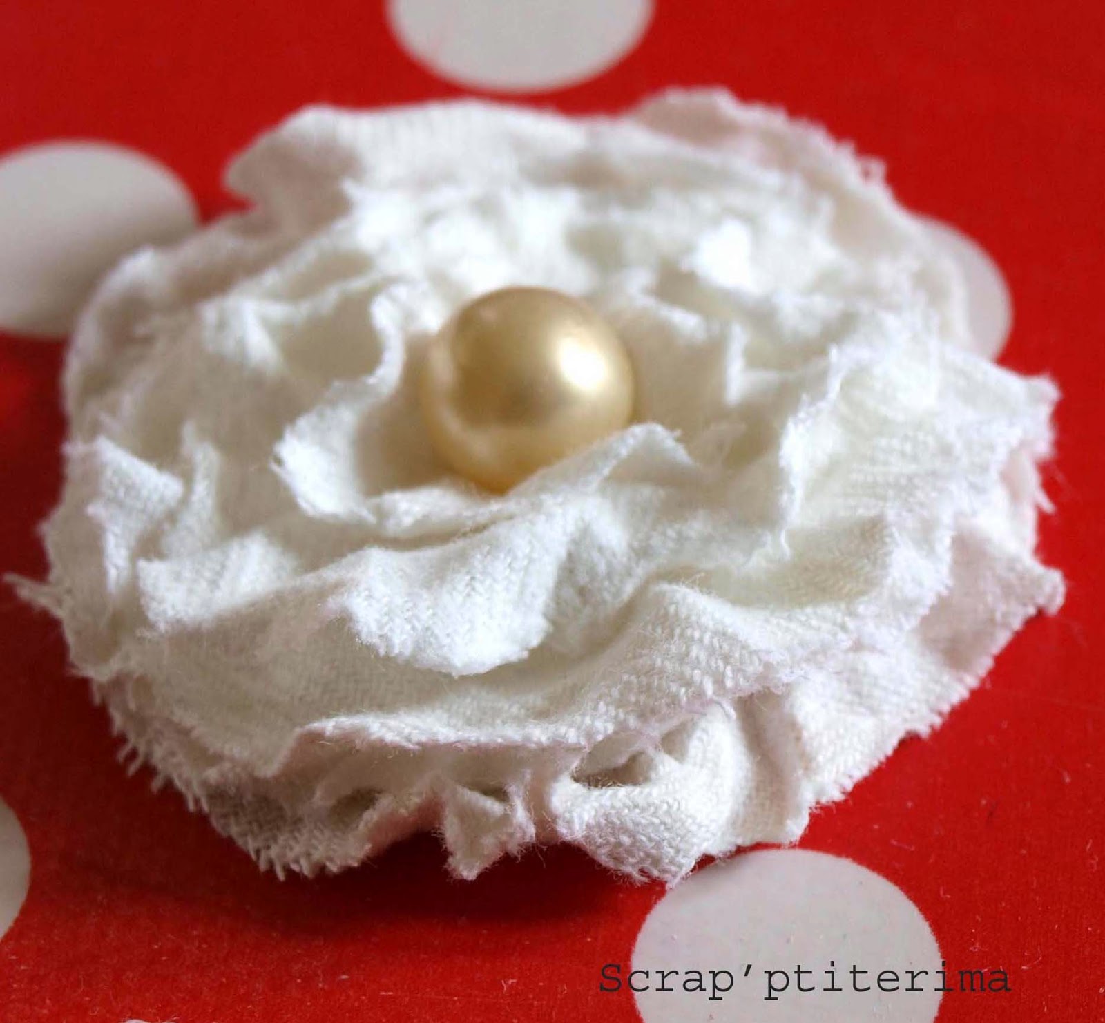 tuto fleurs en tissu froissé