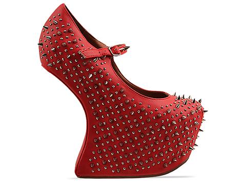Women Business Shoes In Industrial Workplaces Women Business Shoes In Industrial Workplaces